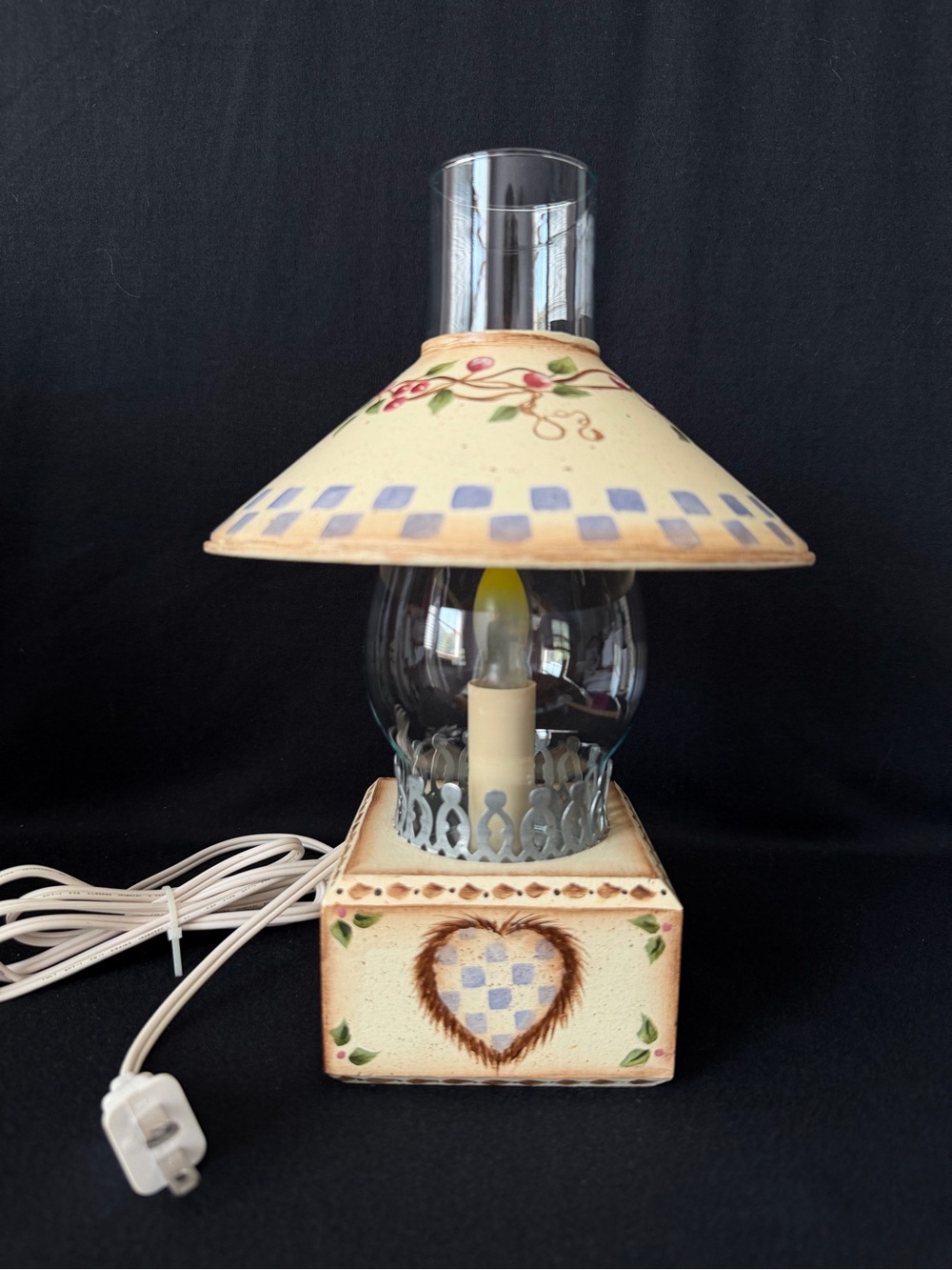 Hurricane Lamp with Shade